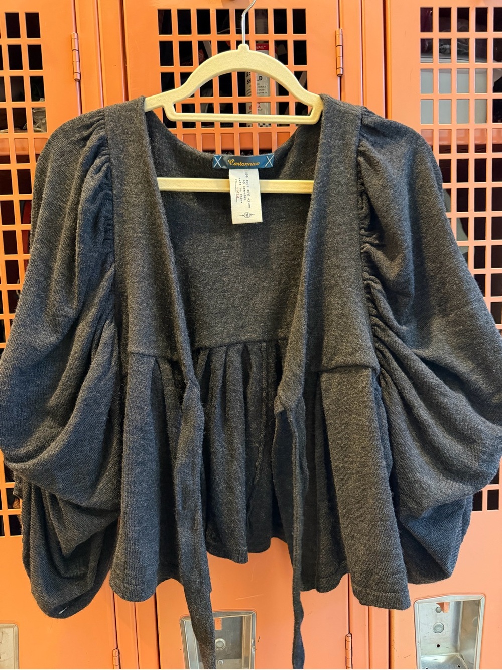 Cartonnier Anthropologie Gray Tie-Front Puff Sleeve shrug sweater. SZ Medium - Picture 4 of 6